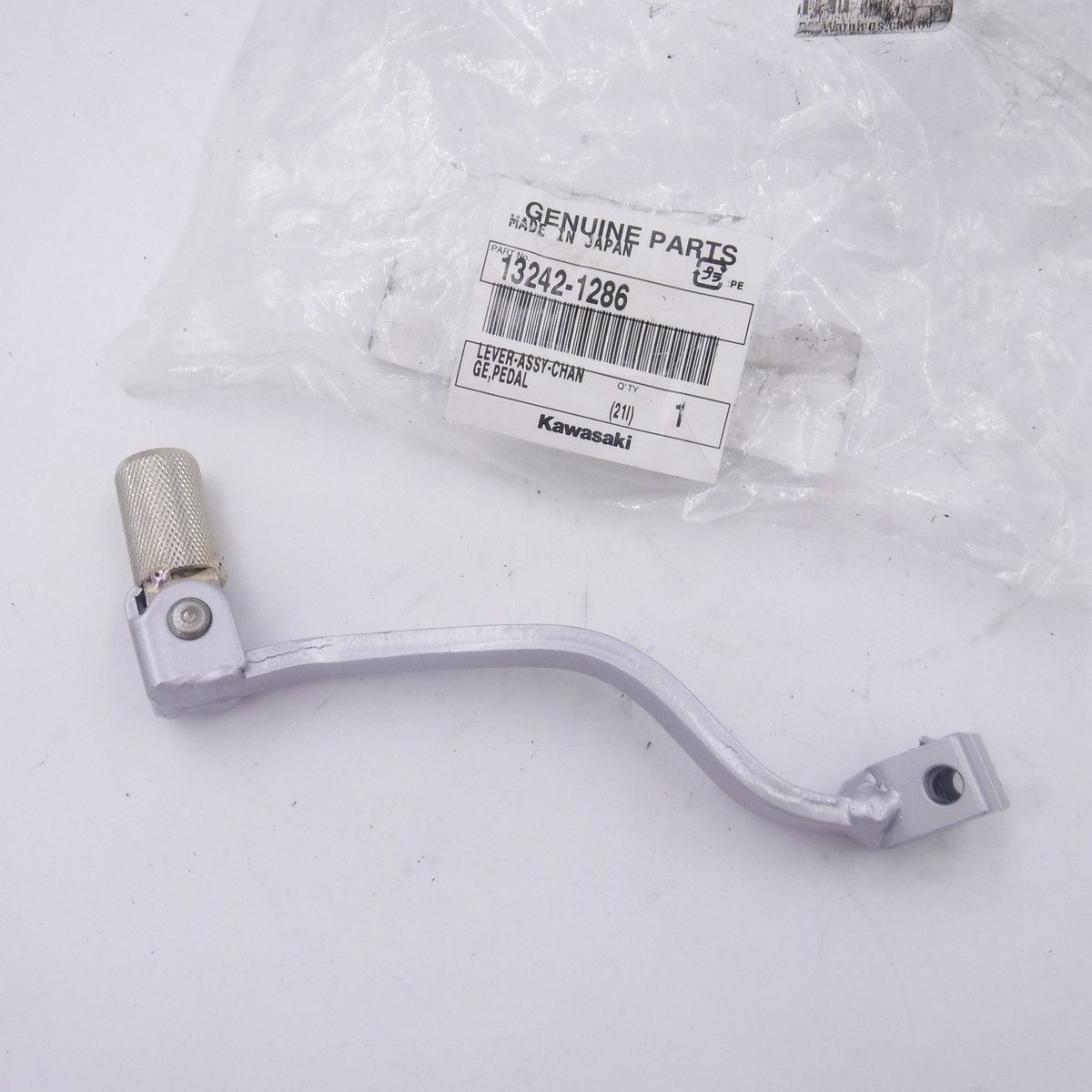 Kawasaki New 13242-1286 Change Lever Pedal fits 2001-2013