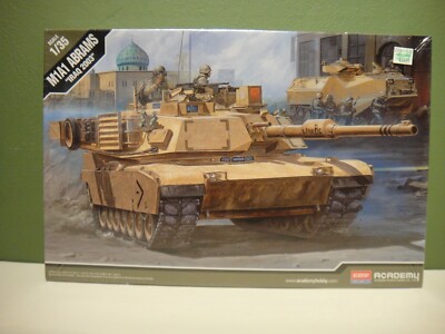 Academy - 2010 - 1/35 - M1A1 ABRAMS ''IRAQ 2003'' - #13202 - New / Sealed