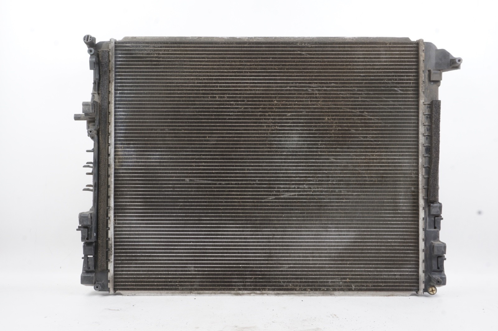 2014 - 2019 MASERATI GHIBLI M157 ENGINE COOLING RADIATOR 16472874 OEM