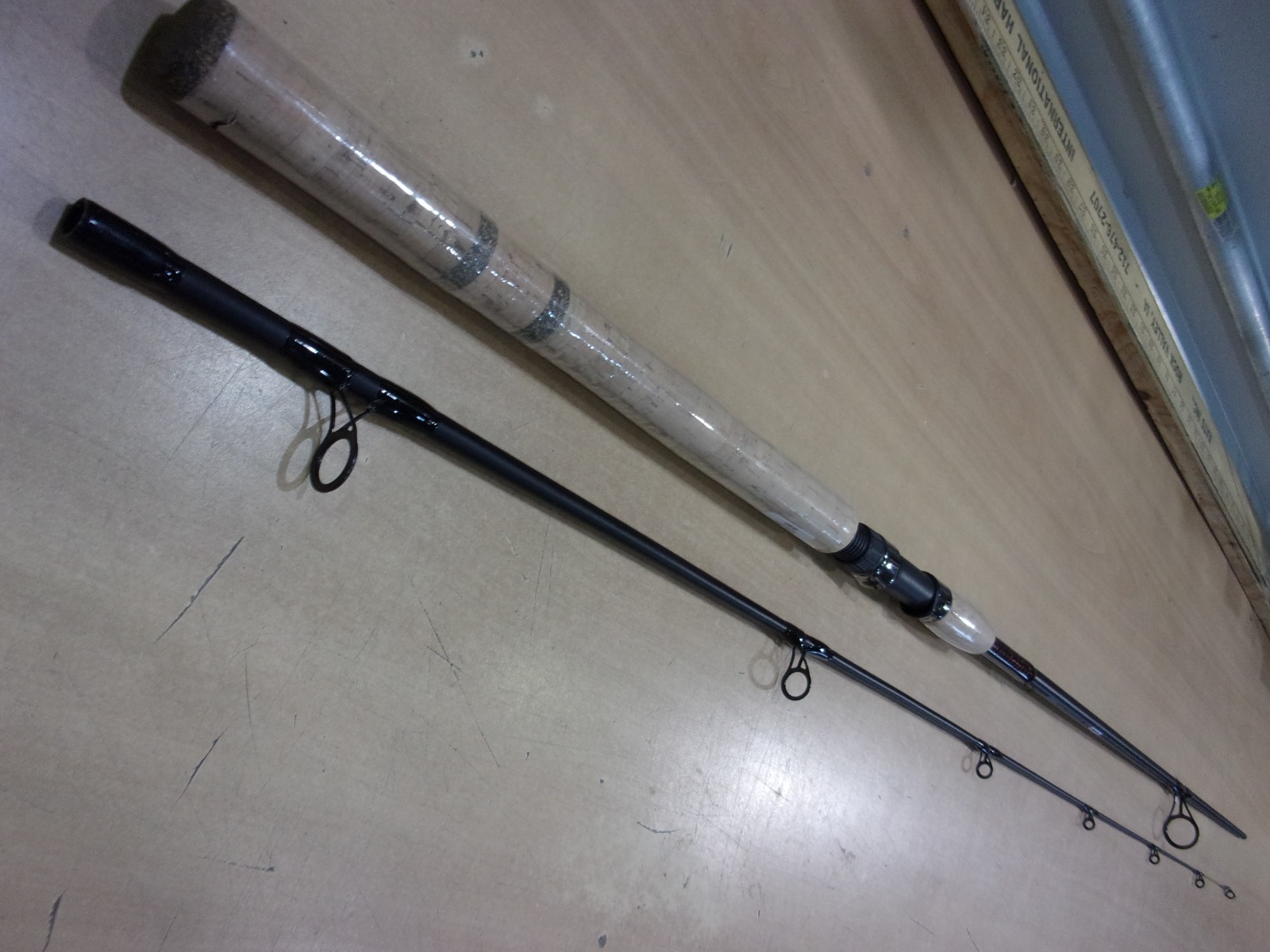 SHAKESPEARE UGLY STIK ELITE  9 foot medium spinning rod