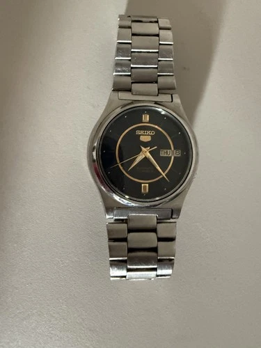 Vintage Seiko 5 7009-3101 Automatic 21 jewels men watch made in Japan