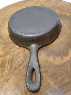 VTG Chicago Hardware Foundry CHF Diamond Logo #3 Cast Iron Skillet Frying Pan