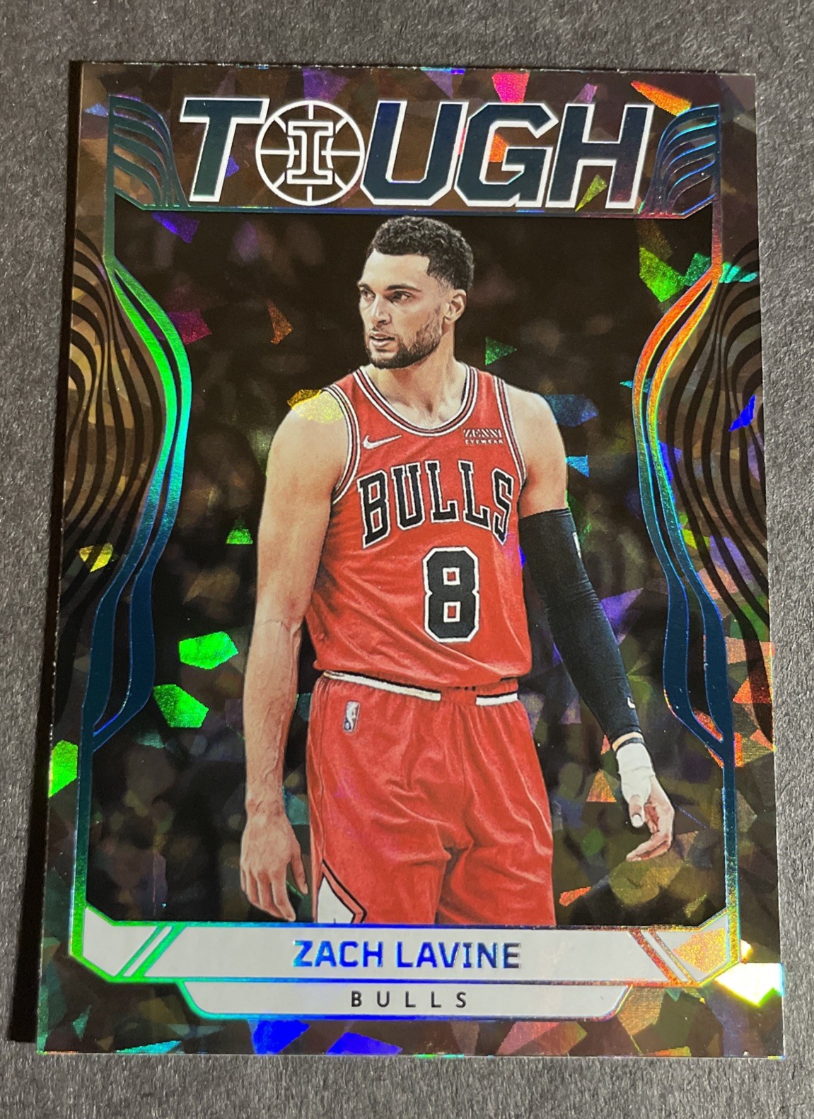2021-22 Panini Illusions Zach LaVine Tough Insert Case Hit SSP #10 Bulls