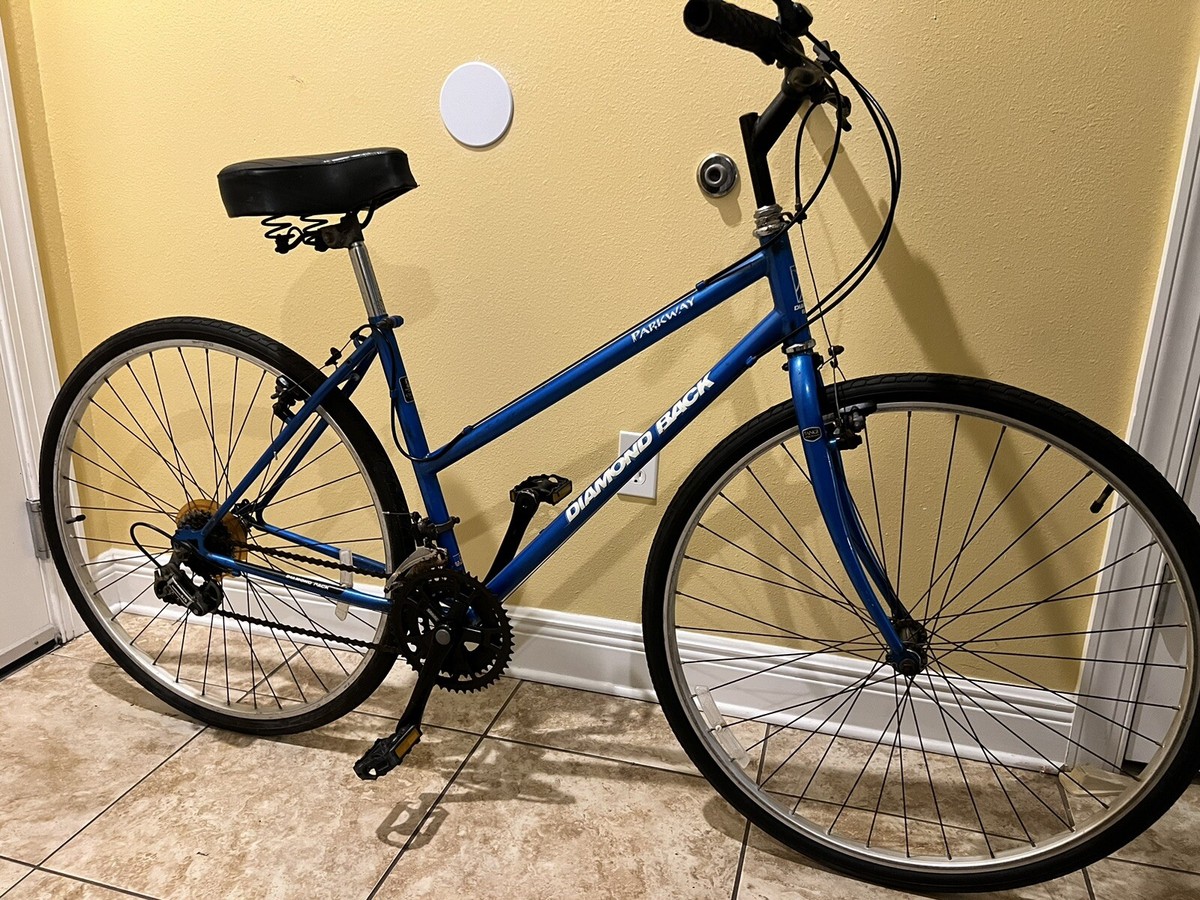 Vintage 1980's Parkway Diamond Back Bicycle Frame Size: 18 Wheel