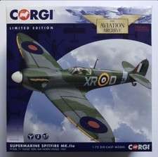 Corgi AA39205 Supermarine Spitfire Mk.IIaP7308 71 Eagle Sqn RAF North Weald
