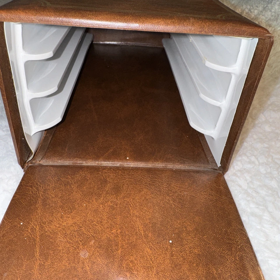 Caja de fotos de memoria de fotos Holson roja y dorada vintage contiene 200 álbumes de fotos de 3,5X5 Foto 3 de 4