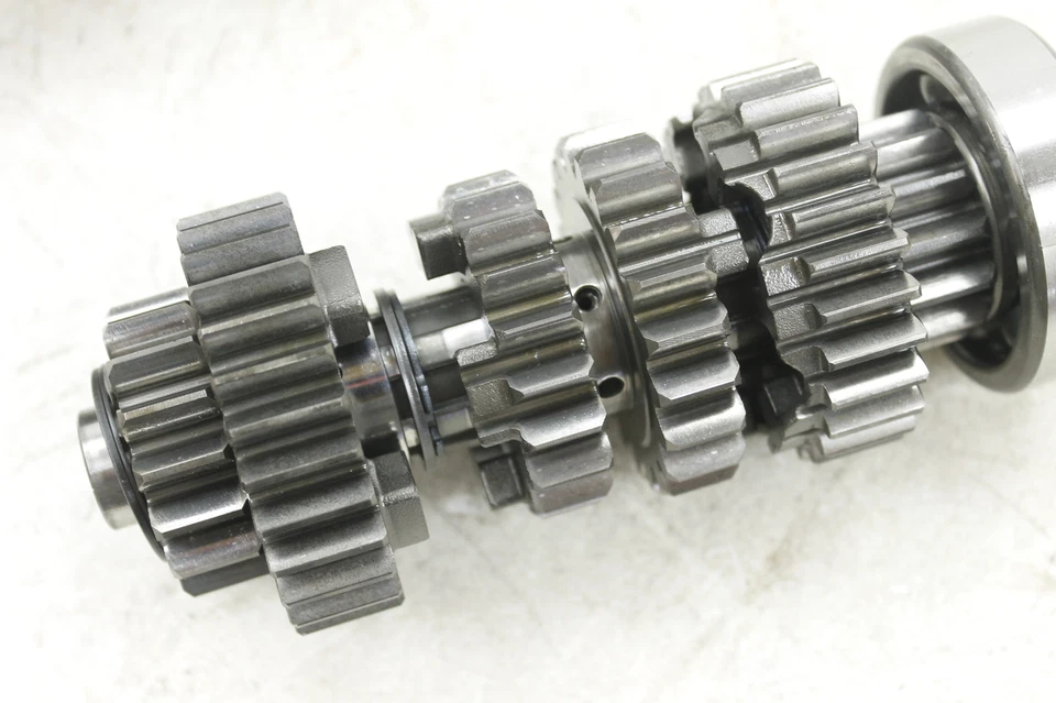 Honda Interceptor 700 1986 1987 motor transmisión tranny montaje engranajes Foto 2 de 4