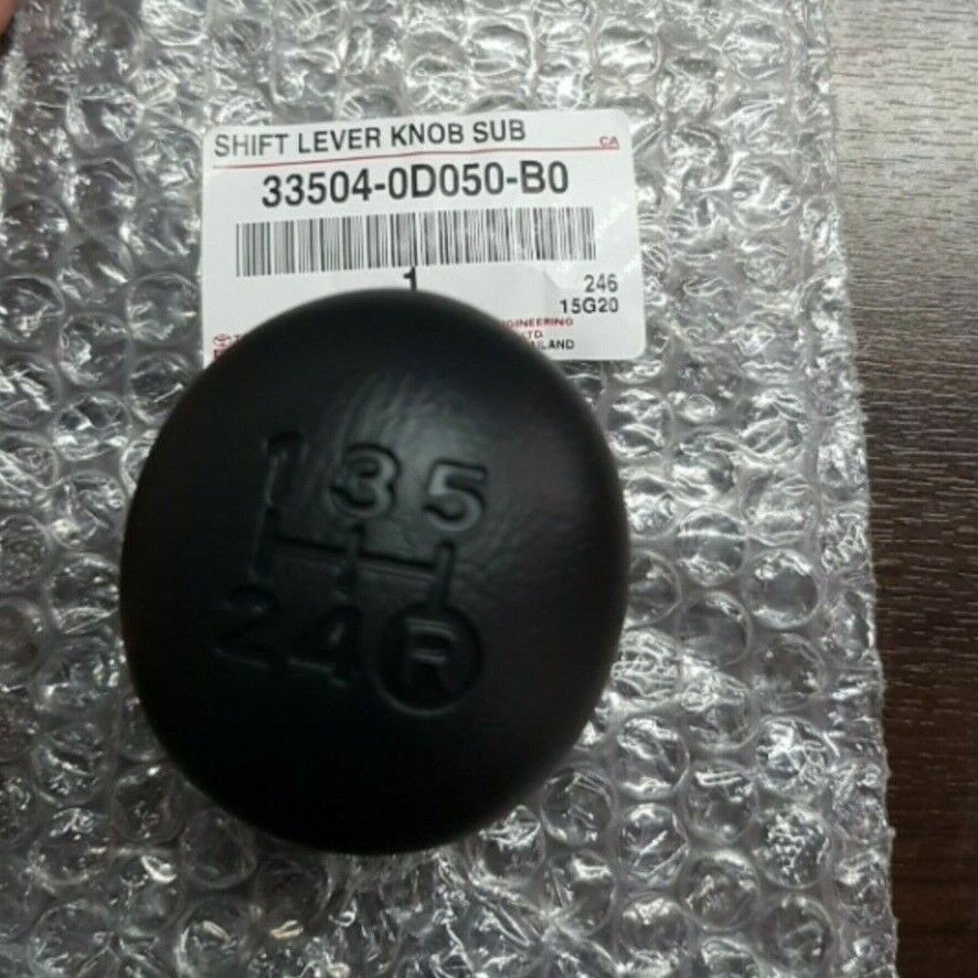 Genuine Gearknob 5 Speed Fits Toyota Hilux Vigo 2005 on Part Genuine Gearknob 5 Speed Fits Toyota Hilux Vigo 2005 on Part