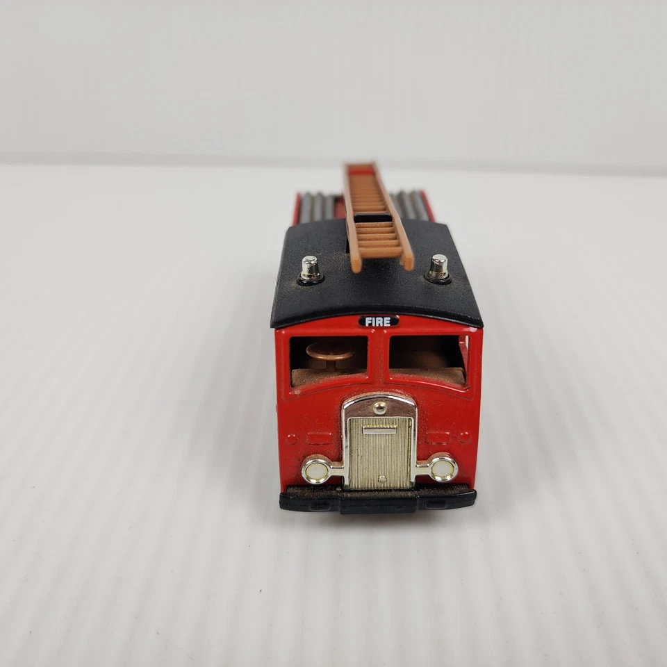 Days Gone Lledo 1955 Dennis F8 Fire Engine Essex Fire Brigade Diecast Model - Image 3 of 4