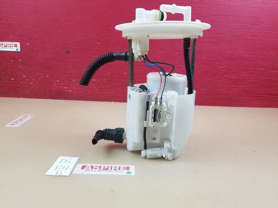 2013 Ford Edge Lincoln MKX Fuel Pump Assembly BT439H307AB OEM - Image 2 of 4