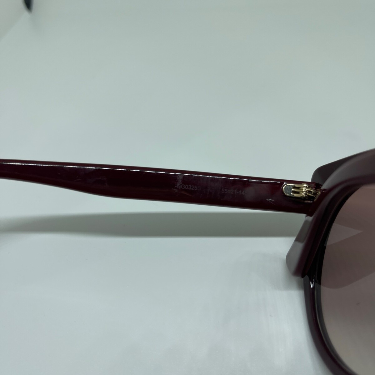 New Authentic Gucci GG0325S 007 55 are women\'s sunglasses. GUCCI GG 0325S GG0325S Sunglasses on a 360 turntable and  main image 4