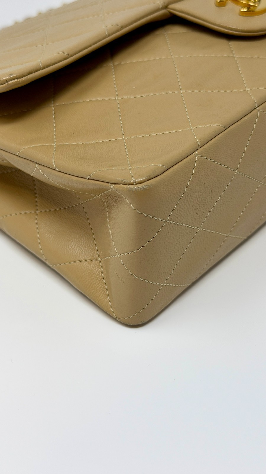 Vintage Chanel Beige Medium Classic Double Flap Bag 24K Gold HW 1989-1991 thumbnail 9