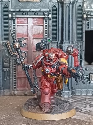 Primaris Techmarine   Space Marines Charaktermodell   bemalt