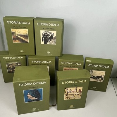 Historia d Italia Einaudi   komplette Halskette mit Schatullen   70er Jahre