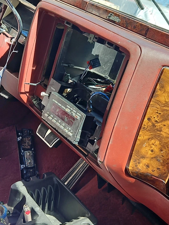 90 91 92 Cadillac Brougham calefacción aire acondicionado resistencia climática 1990 1992 1991 tracción trasera euro Foto 4 de 4