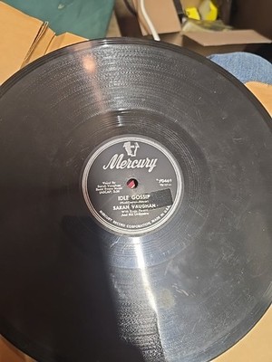 Vintage Sarah Vaughan Idle Gossip/Make Yourself Comfortable 1954 78RPM 10'' Album