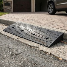 2Pcs Heavy Duty Rubber Kerb Ramps Driveway Car Vehicle Threshold Ramp Curb Ramp
