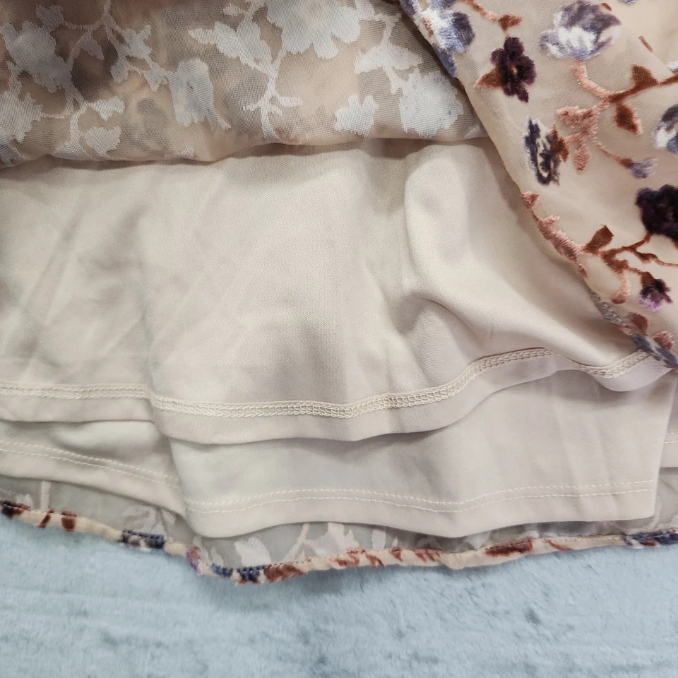 Falda American Eagle Mujer S Beige Floral Terciopelo Flocado Coqueta Mini Forrada de Hadas Foto 2 de 4