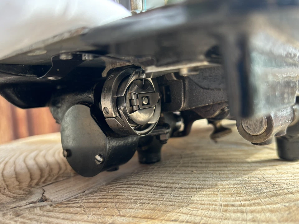 SINGER 306 sewing Machine - Bild 4 von 4