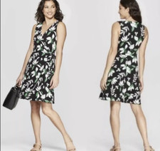New Day Sleeveless Green Floral Faux Wrap Dress SZ Medium