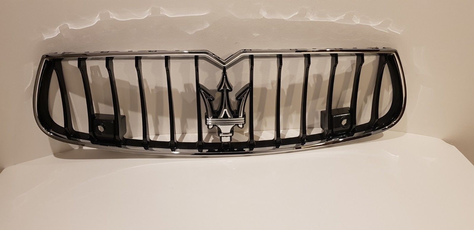 Maserati Ghibli Front Bumper Grill 2014 - 2017 - Genuine