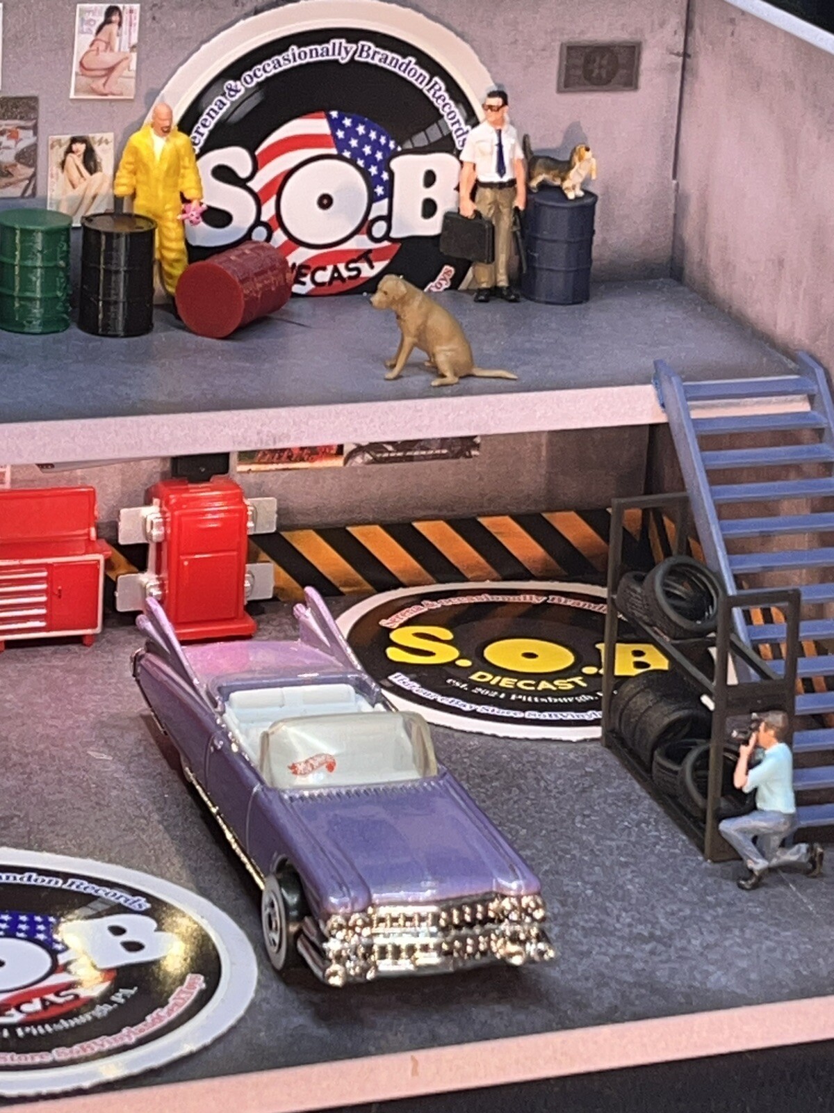 Picture 4 of 9