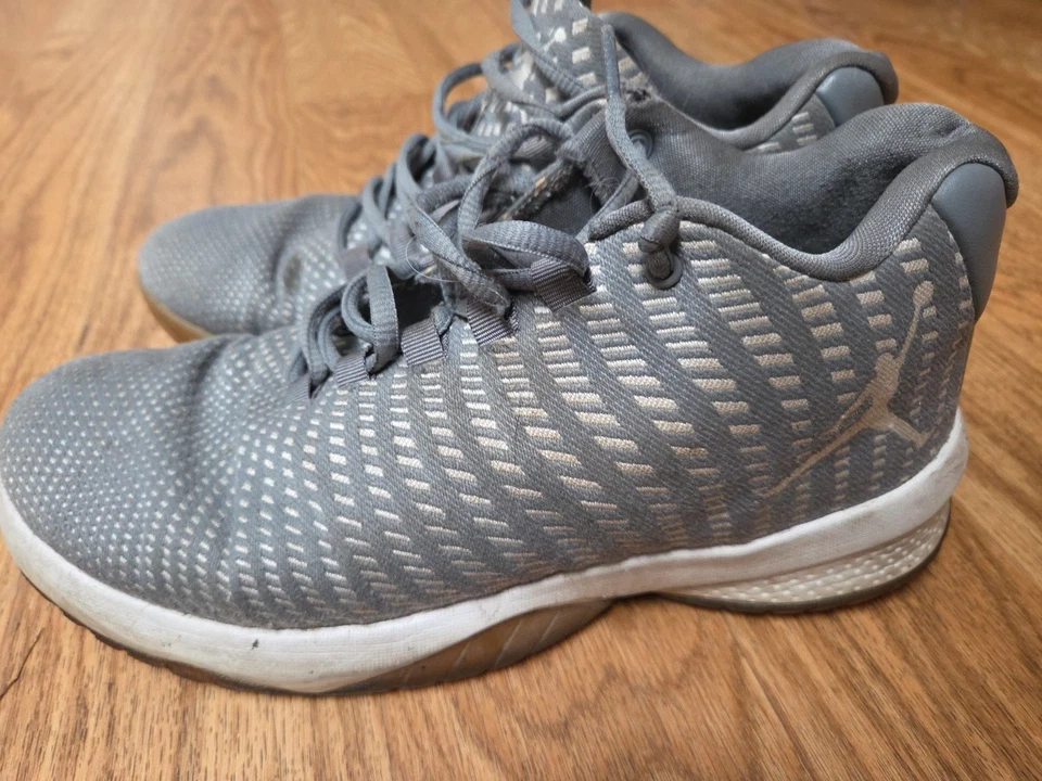 AIR JORDAN B FLY COOL GREY 8.5 M 106806985 - Изображение 3 из 4