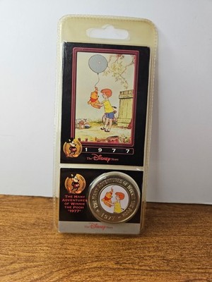 ディズニーTHE DISNY DECADES COINS Vintage Disney Decades Coins 77 #20 Many Adventures of Winnie the