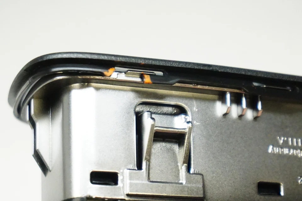 Luz domo de lectura trasera Audi Q3 2015-2018 negra 8U0947111A Foto 3 de 4