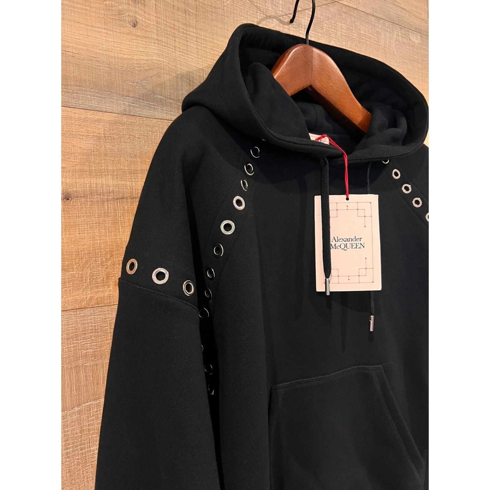 Felpa con cappuccio da uomo nera Alexander McQueen nuova con etichette impreziosita da occhiello TAGLIA L