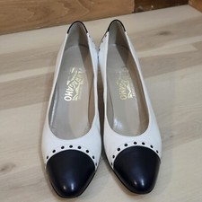 Vtg 80's Salvatore Ferragamo Two Tone Black White Cap Pumps Heels 2.5" Sz 10 AAA