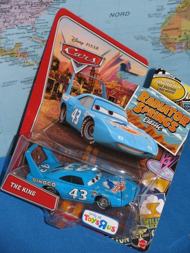 DISNEY PIXAR CARS THE KING DINOCO RADIATOR SPRINGS CLASSIC **BRAND NEW & RARE** - Picture 2 of 8