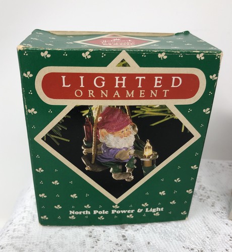 5 VINTAGE HALLMARK Keepsake Christmas Ornaments SANTA THEME in original boxes - Picture 2 of 6