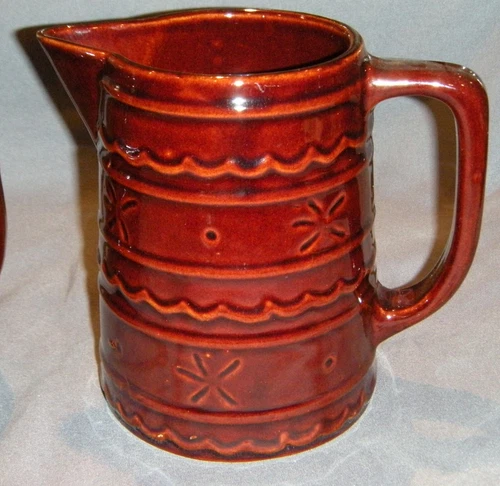 MCM MARCREST MCR2 Daisy & Dot Brown Glazed Stoneware 24 Ounce Pitchers.