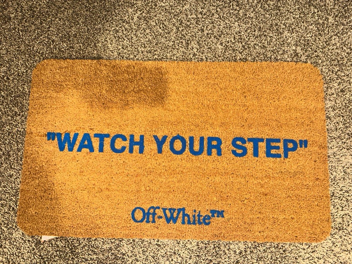 OFF-WHITE Hand Logo Doormat