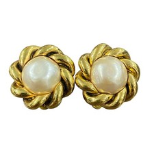 Chanel Vintage Rope Twist Design Faux Pearl Earrings Women Gold One Size