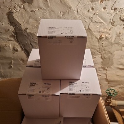 Esser Meldersockel IQ8Quad - 805590 / 25 Stück