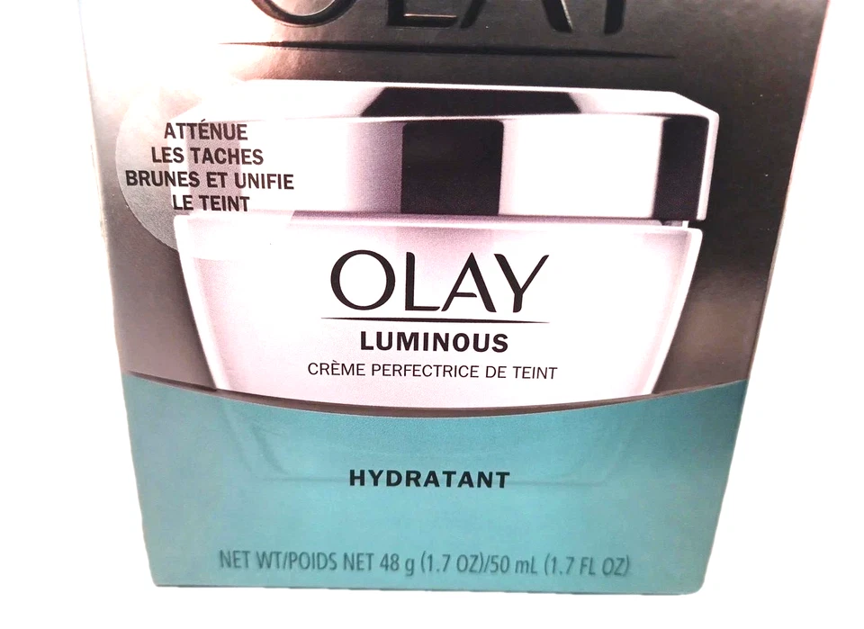 Crema hidratante facial perfeccionadora tono luminoso Olay 1,7 oz Foto 3 de 4
