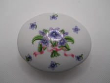 Lenox Collector s Society Fine Porcelain 1992 Trinket Box 2 7/8" L x 2.25" W