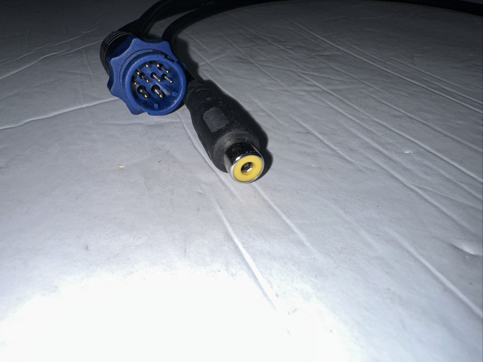 LOWRANCE HDS VIDEO ADAPTER CABLE 00011010001 eBay