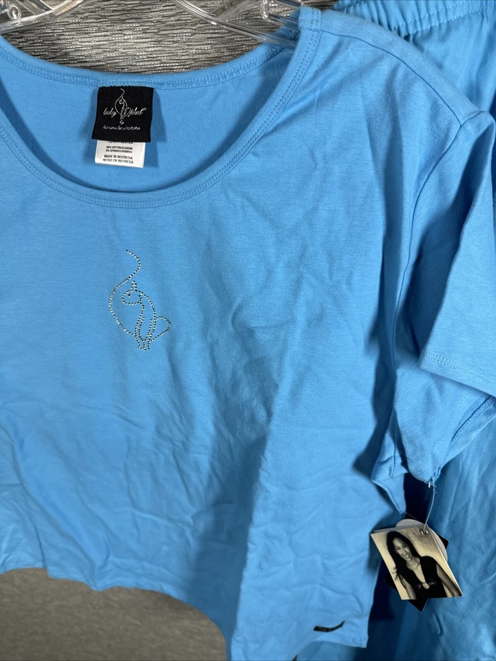 NWT Baby Phat Women's Light Blue Scrub Set Shirt & Pants 26050 & 26700 - Image 3 of 4