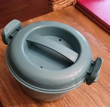 Simply Essential 7.9 cup microwave rice cooker w instructions & recipes