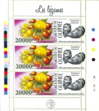 A8075 - REP.GUINEE - ERROR MISPERF  Stamp Sheet - 2021 Plants legumes