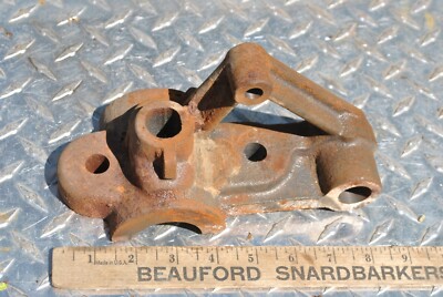  Aermotor Hit Miss Gas Engine 2 1/2 HP Fluted Hopper Main Bearing Cap