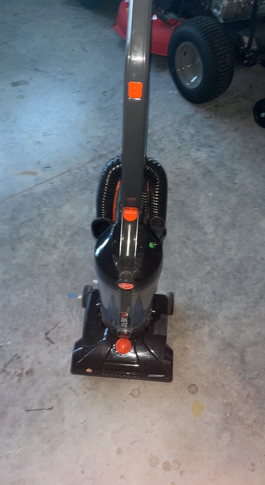 Hoover Commercial TaskVac Upright 