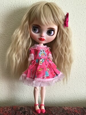 Ooak Custom Blythe Puppe mit Outfit