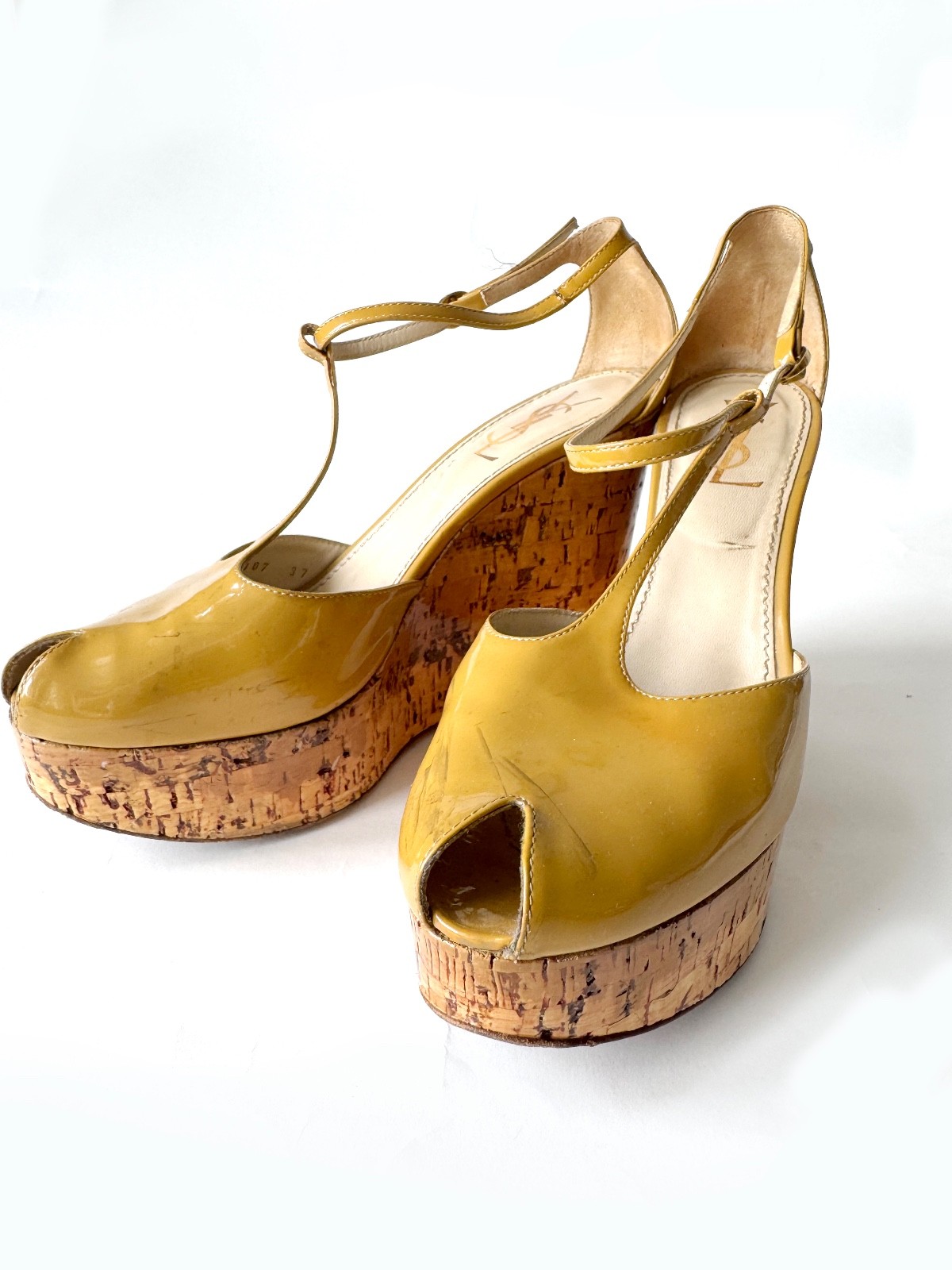 YSL Saint Laurent Sandalo platform con cinturino a T sughero vernice beige 37