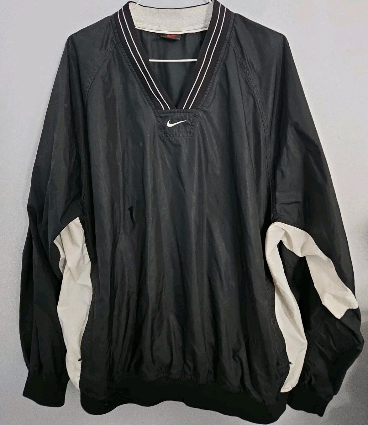 Vintage Nike Windbreaker Pullover Mens XL Black White V Neck Swoosh Jacket 90s