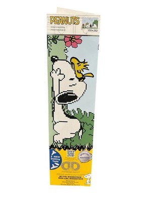 Diamond Dotz Peanuts Snoopy  All Inclusive Diamond Facet Art Kit Sealed