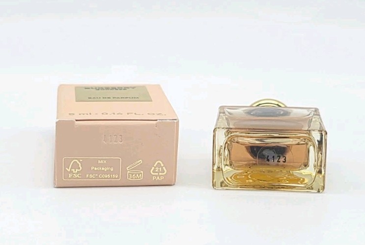 Burberry GODDESS Eau De Parfum 0.16 fl oz/5ml Miniature Splash For